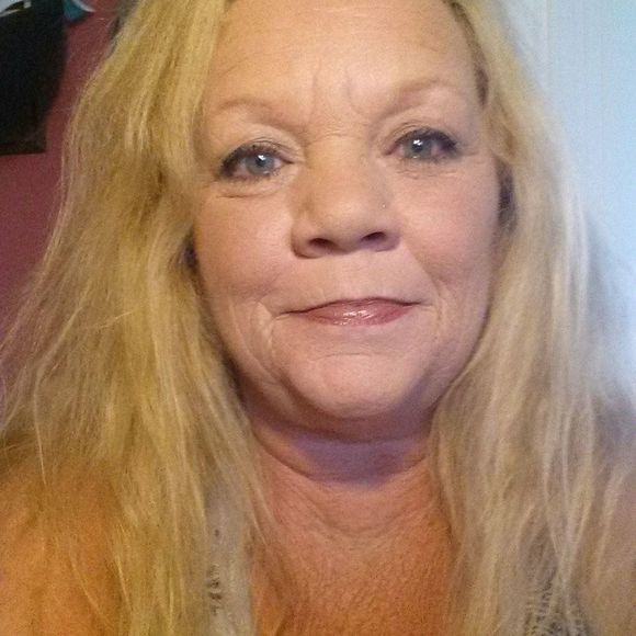 Meet your Posher, Charlotte - Picture 1 of 1